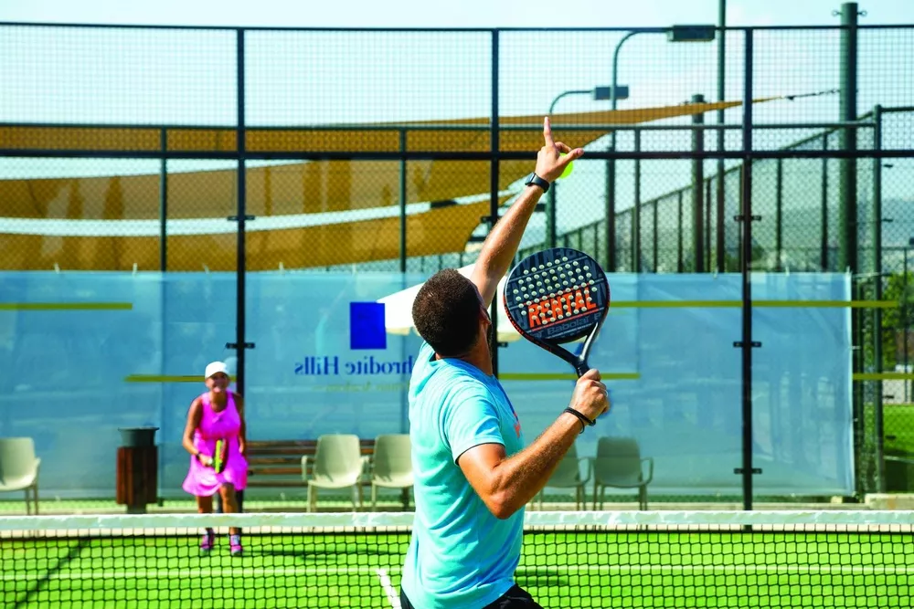 Правила падел-тенниса Падел подача