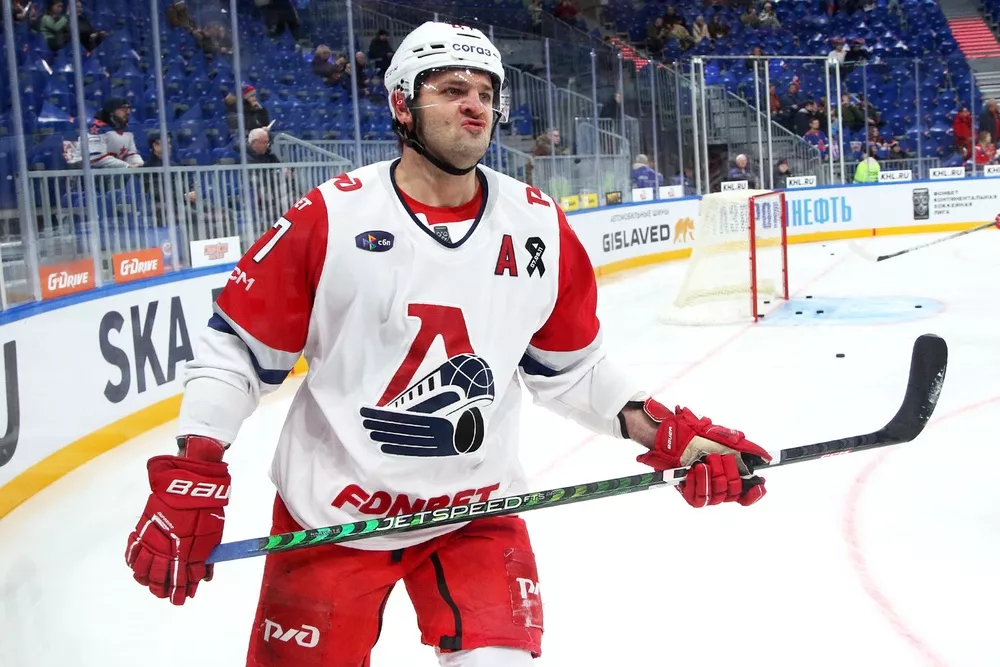 Александр Радулов. Из «Локомотива» в СКА