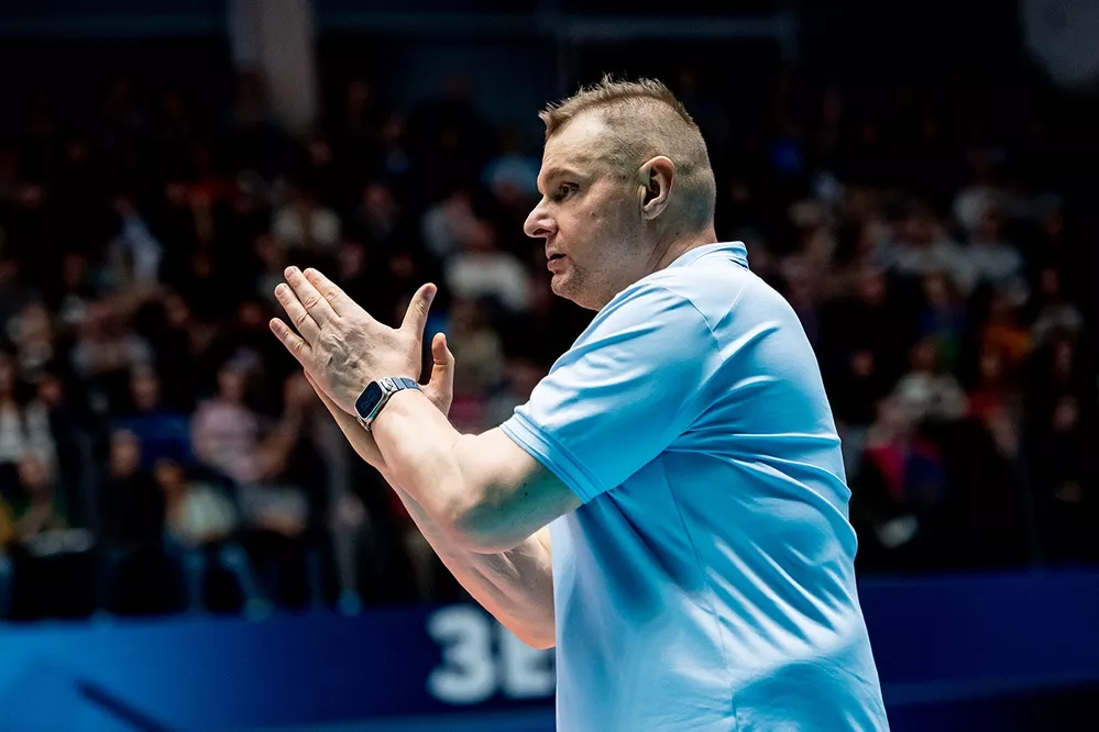 Алекно в Зените