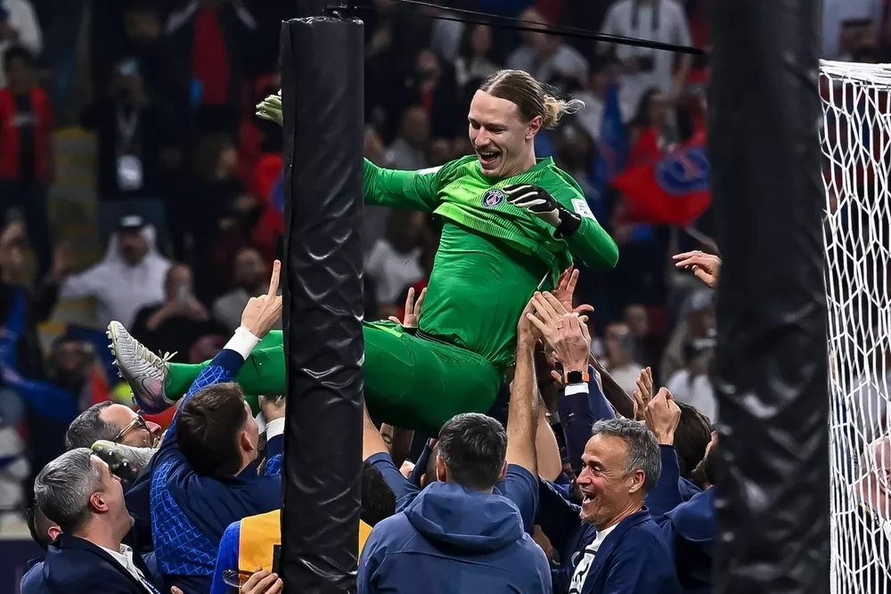 Сафонов в ПСЖ