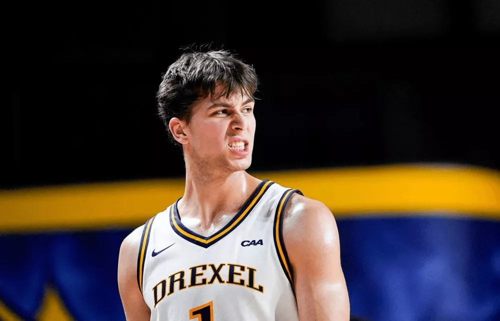 баскетболист Виктор Панов