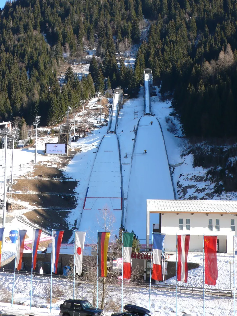 Прыжки с трамплина на ОИ-26