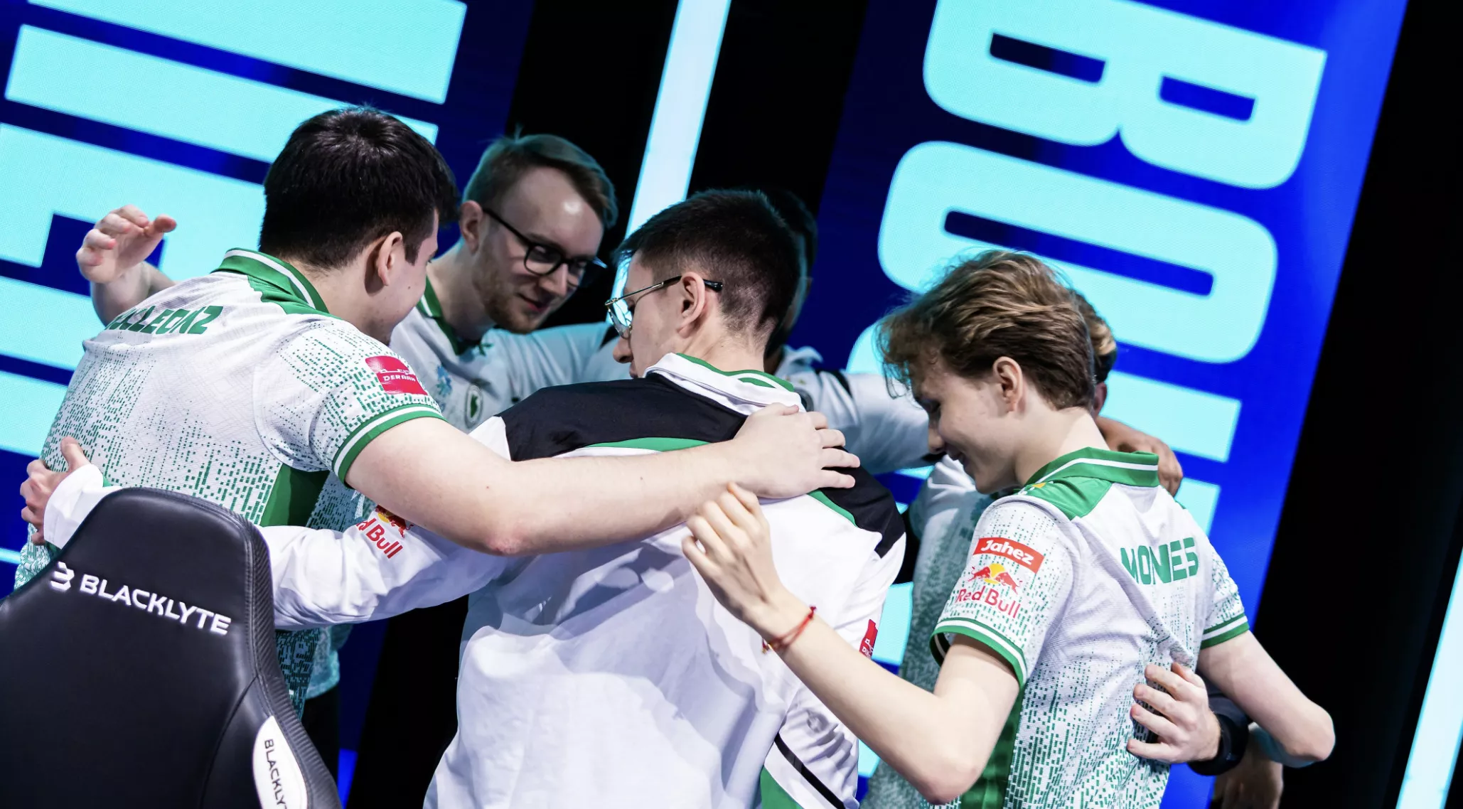 Кто выиграет IEM Krakow 2026