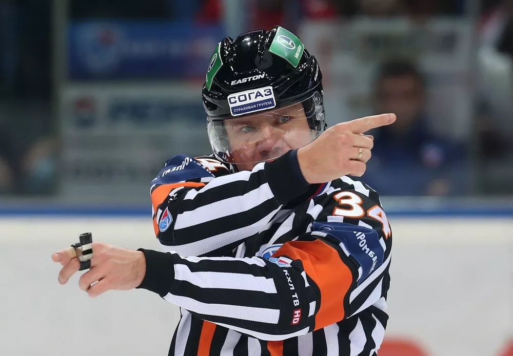 Что такое проброс в хоккее