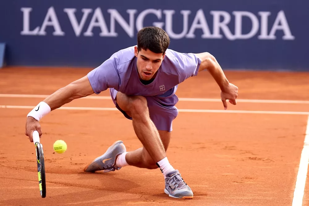 Кто лучший игрок на грунте Карлос Алькарас