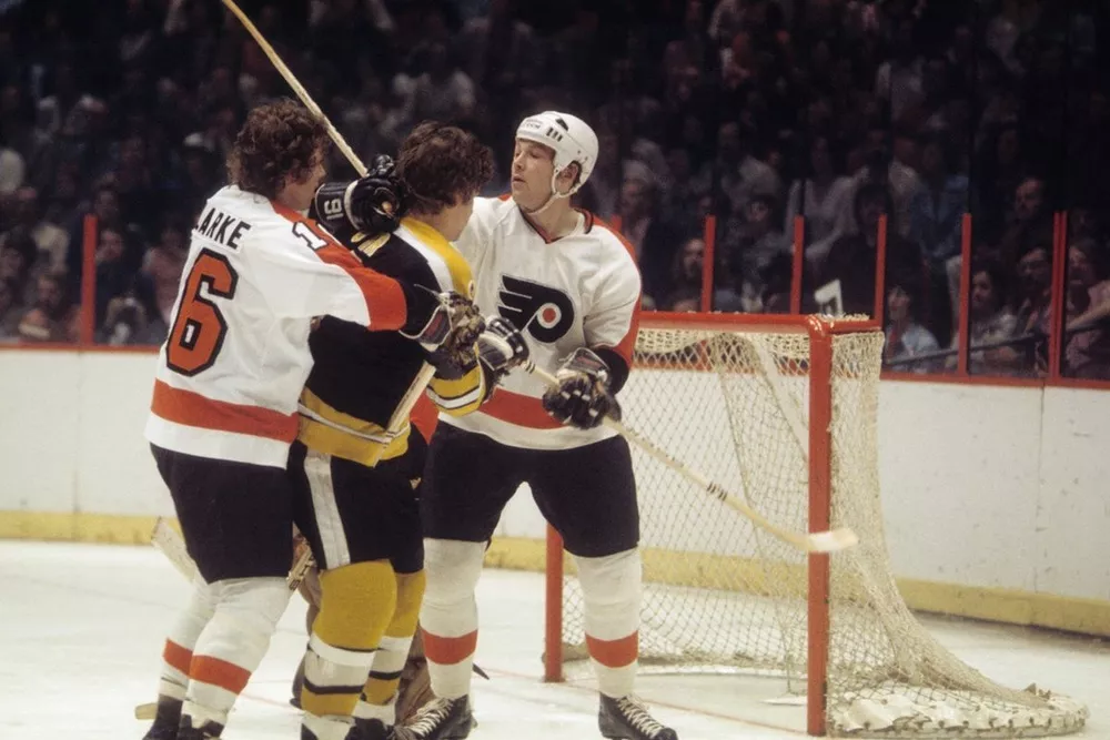 Раньше: хоккей силы и выживания