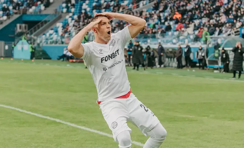 Артем Дзюба