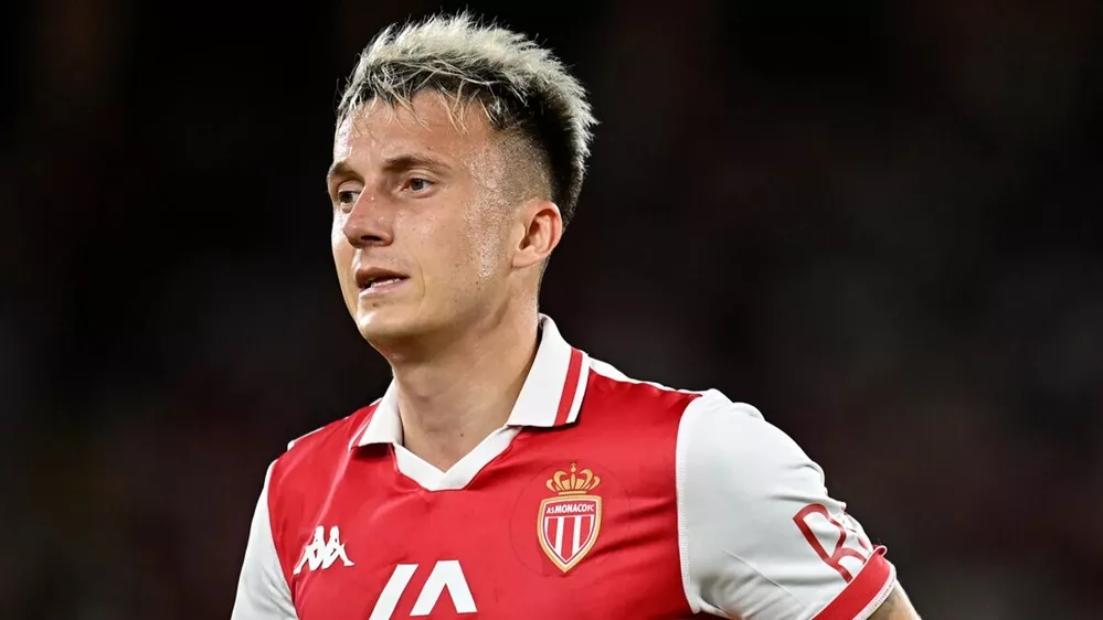 Александр Головин