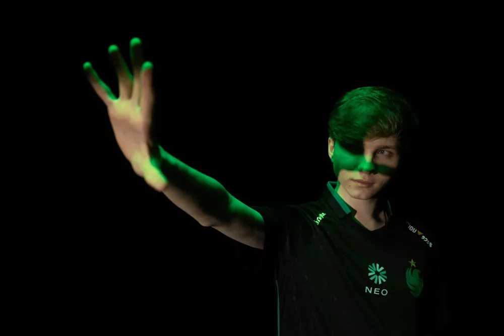 Трансфер m0NESY в Falcons стал самым дорогим в истории киберспорта