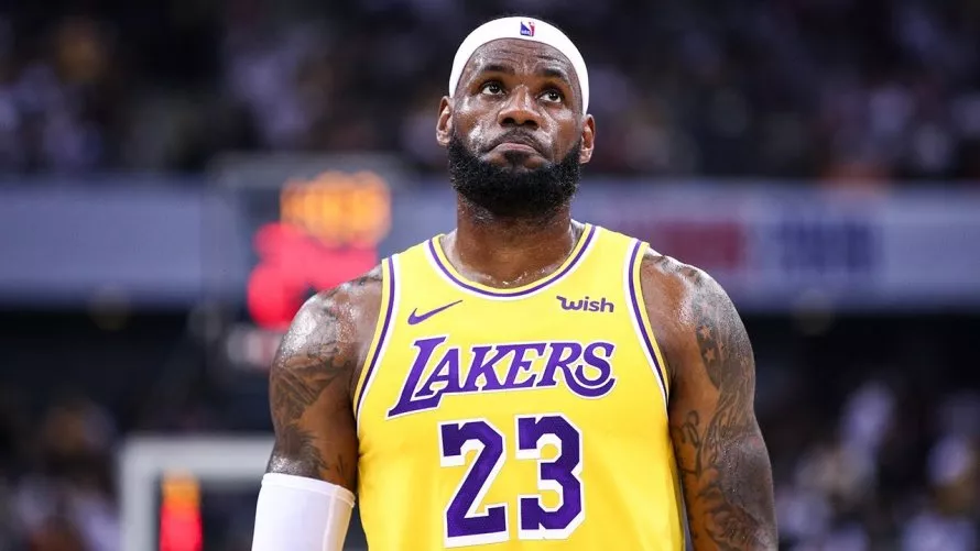 Леброн Джеймс