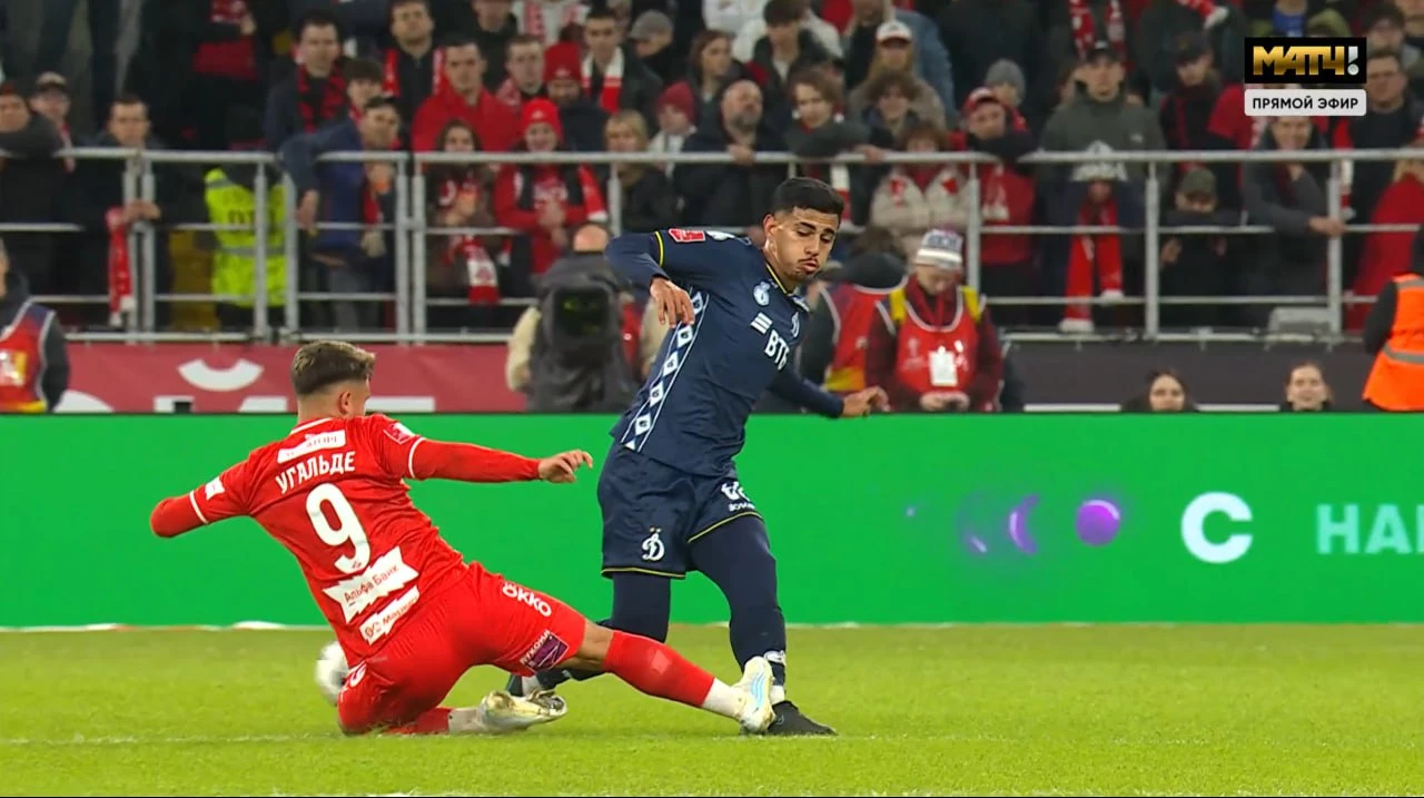 Момент на красную карточку в матче Фонбет Кубка России
