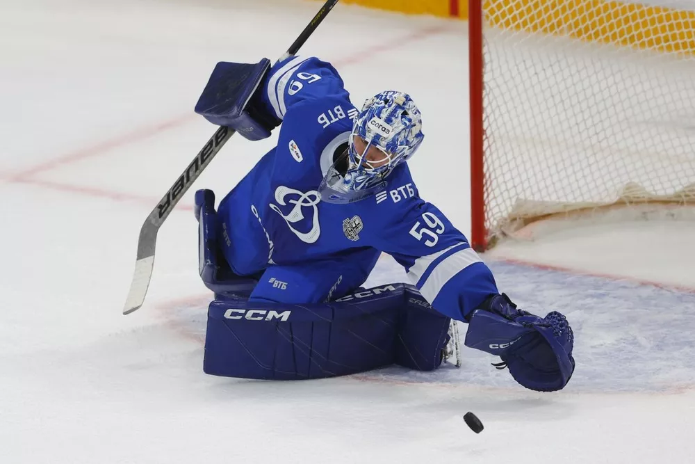 Как считается коэффициент надежности вратаря Подъяпольский сейв