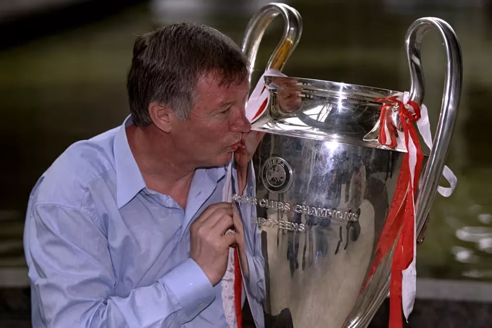 Самый титулованный футбольный тренер Сэр Алекс Фергюсон