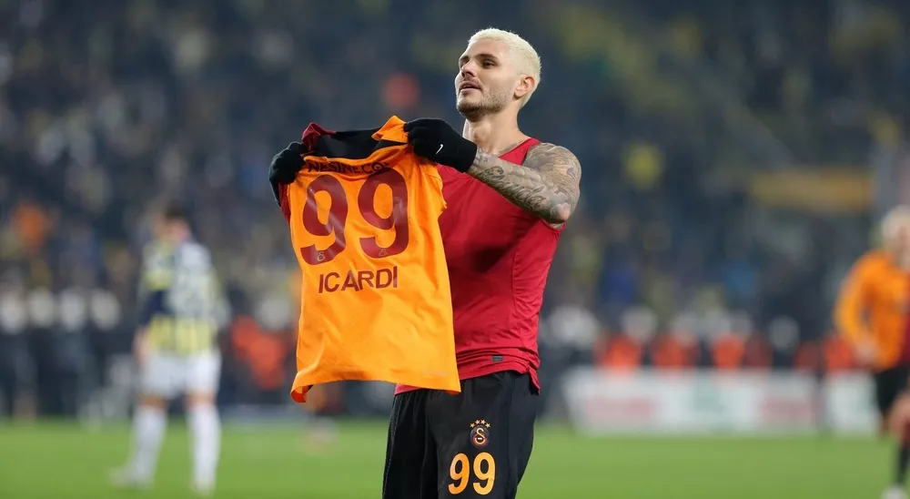 Мауро Икарди