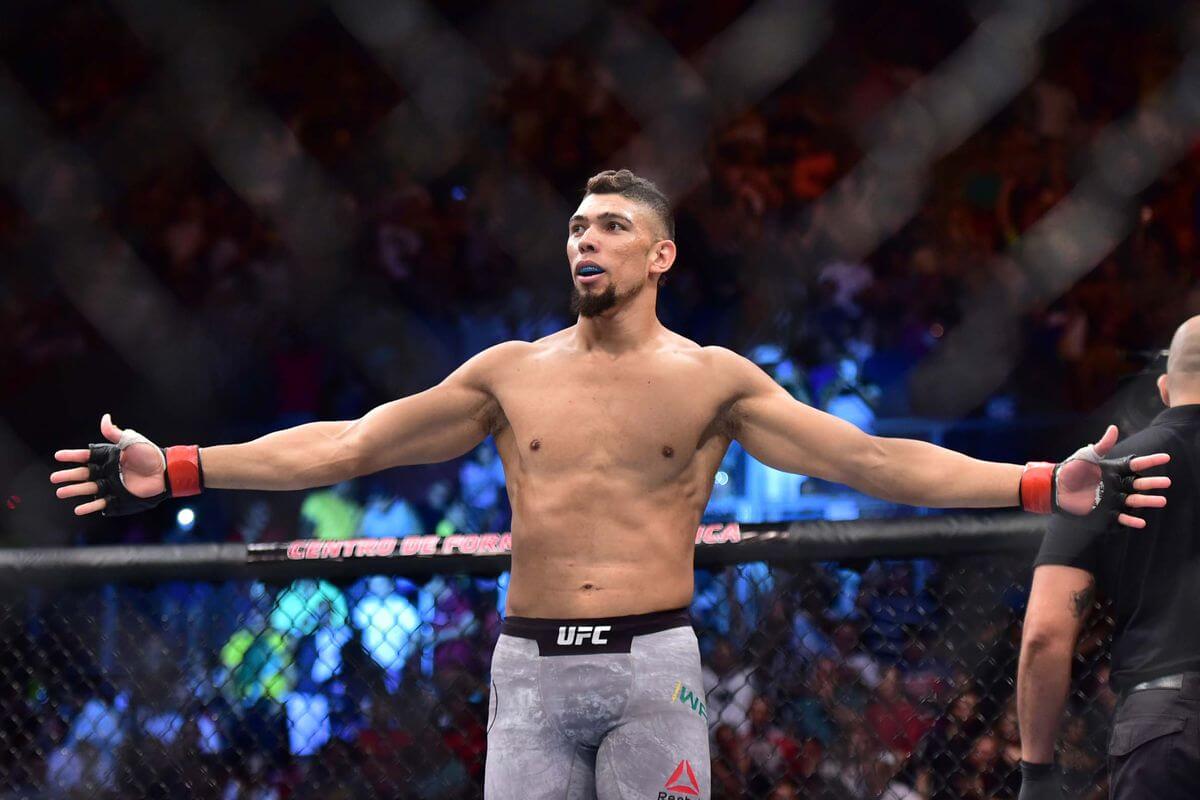 Джонни Уокер