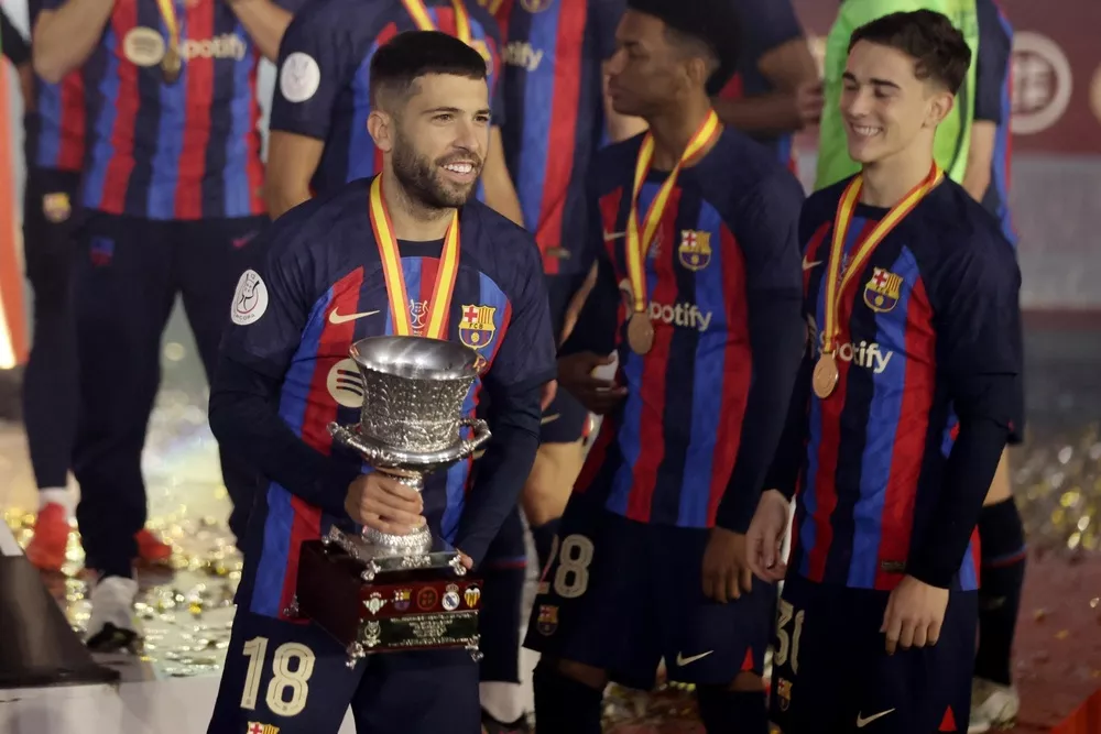 «Барселона» (Испания, 100 титулов)