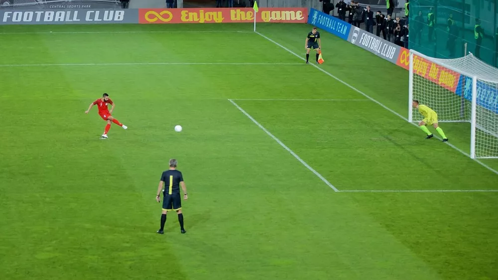 Расположение судей при пенальти