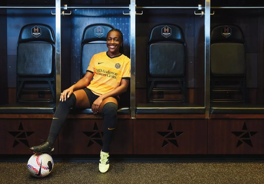 Мишель Алози («Хьюстон» / Нигерия)