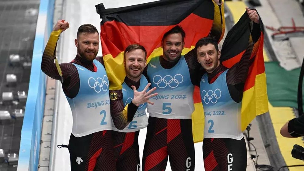 Призеры ОИ-22 в санном спорте из Германии