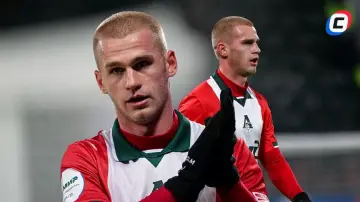 Почему не играет Пиняев Почему не играет Пиняев